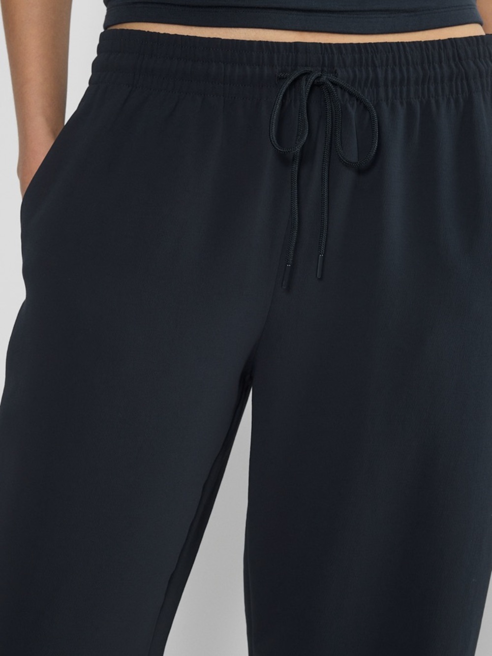 Aritzia Thesis Pant Crepette Size XXS in color DarkNight Navy NWOT With Pockets! - Picture 4 of 8